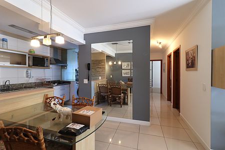 Sala de apartamento para alugar com 3 quartos, 82m² em Petrópolis, Porto Alegre