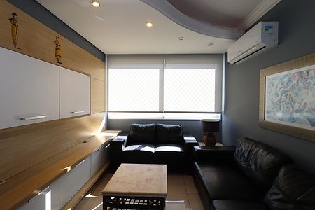 Janela da Sala de apartamento para alugar com 3 quartos, 82m² em Petrópolis, Porto Alegre