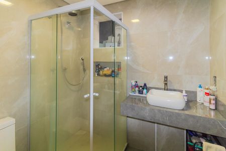 Apartamento à venda com 96m², 3 quartos e 2 vagas Apartamento à venda com 96m², 3 quartos e 2 vagasBanheiro 2