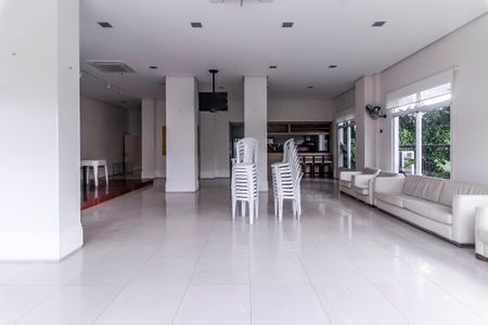 Apartamento à venda com 96m², 3 quartos e 2 vagas Apartamento à venda com 96m², 3 quartos e 2 vagasÁrea comum - Salão de festas