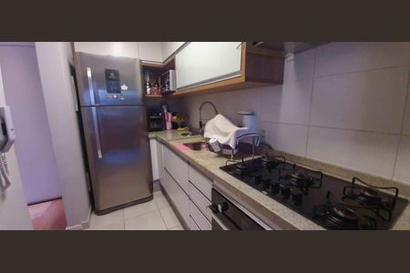 Apartamento à venda com 64m², 2 quartos e 1 vaga Apartamento à venda com 64m², 2 quartos e 1 vagaCozinha