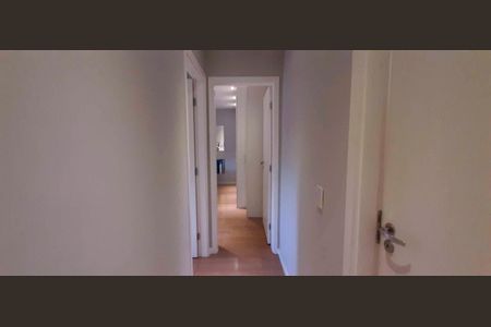Apartamento à venda com 64m², 2 quartos e 1 vaga Apartamento à venda com 64m², 2 quartos e 1 vagaCorredor