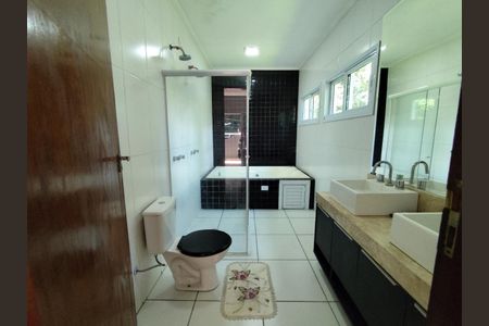 Casa à venda com 550m², 6 quartos e 10 vagasBanheiro