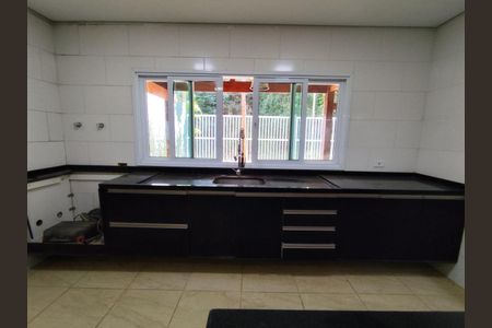 Casa à venda com 550m², 6 quartos e 10 vagasCozinha