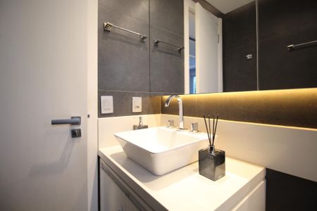 Apartamento para alugar com 79m², 2 quartos e 2 vagasBanheiro da Suíte 1