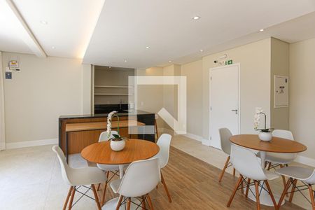 Apartamento para alugar com 60m², 2 quartos e 1 vaga Apartamento para alugar com 60m², 2 quartos e 1 vagaÁrea comum - Salão de festas