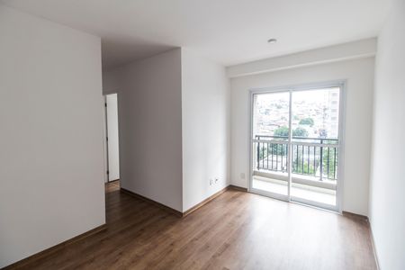 Sala de apartamento para alugar com 3 quartos, 66m² em Jardim das Belezas, Carapicuíba