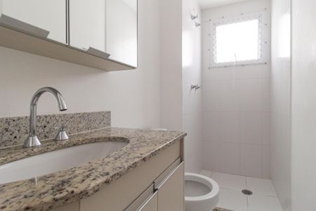 Apartamento para alugar com 60m², 2 quartos e 1 vaga Apartamento para alugar com 60m², 2 quartos e 1 vagaBanheiro da Suíte