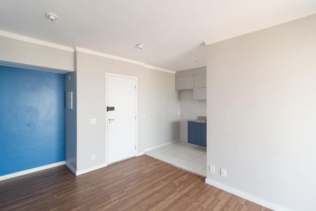 Sala de apartamento para alugar com 2 quartos, 60m² em Jardim das Belezas, Carapicuíba