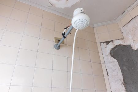 Banheiro de Serviço de apartamento à venda com 3 quartos, 105m² em Jardim São Paulo, São Paulo