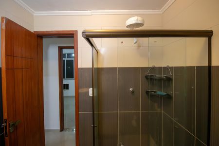 Apartamento para alugar com 60m², 2 quartos e 1 vaga Apartamento para alugar com 60m², 2 quartos e 1 vagaBanheiro
