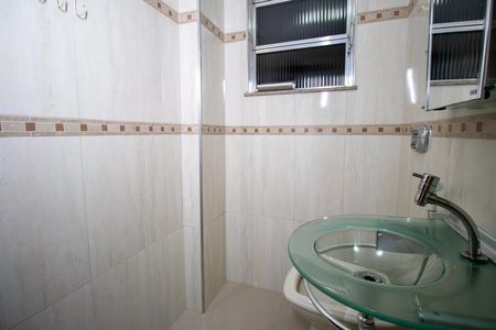 Apartamento para alugar com 60m², 2 quartos e 1 vaga Apartamento para alugar com 60m², 2 quartos e 1 vagaBanheiro da Suíte
