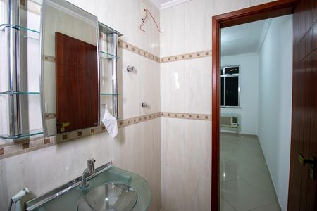 Apartamento para alugar com 60m², 2 quartos e 1 vaga Apartamento para alugar com 60m², 2 quartos e 1 vagaBanheiro da Suíte
