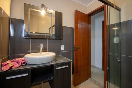 Apartamento para alugar com 60m², 2 quartos e 1 vaga Apartamento para alugar com 60m², 2 quartos e 1 vagaBanheiro