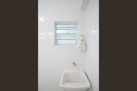 Casa para alugar com 55m², 1 quarto e 1 vagaÁrea de serviço