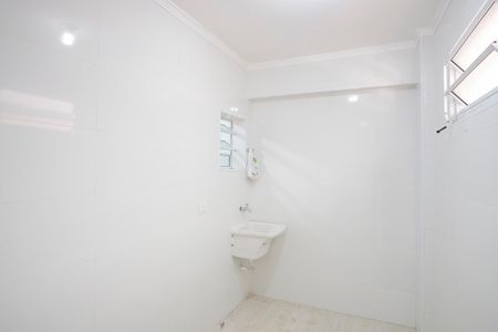 Casa para alugar com 55m², 1 quarto e 1 vagaÁrea de serviço