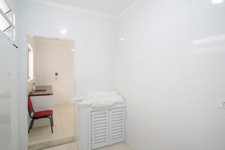 Casa para alugar com 55m², 1 quarto e 1 vagaÁrea de serviço