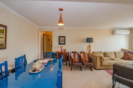 Sala de apartamento à venda com 3 quartos, 103m² em Santa Cecília, Porto Alegre