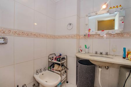 Apartamento à venda com 103m², 3 quartos e 2 vagasBanheiro Social