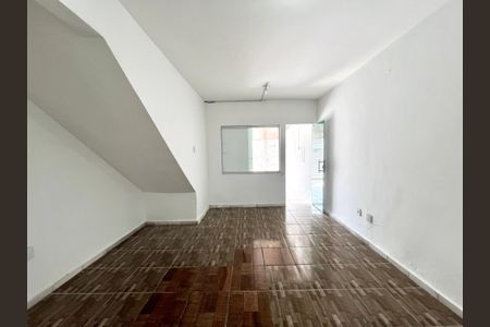 Casa para alugar com 4 quartos, 666m² em Vila Cloris, Belo Horizonte