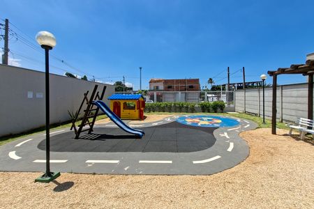 Apartamento para alugar com 40m², 2 quartos e 1 vaga Apartamento para alugar com 40m², 2 quartos e 1 vagaÁrea comum - Playground