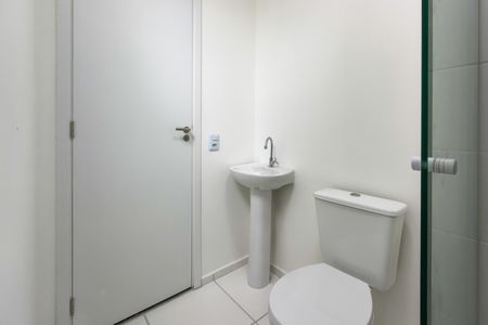 Apartamento para alugar com 40m², 2 quartos e 1 vaga Apartamento para alugar com 40m², 2 quartos e 1 vagaBanheiro