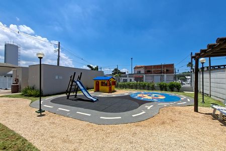 Apartamento para alugar com 40m², 2 quartos e 1 vaga Apartamento para alugar com 40m², 2 quartos e 1 vagaÁrea comum - Playground