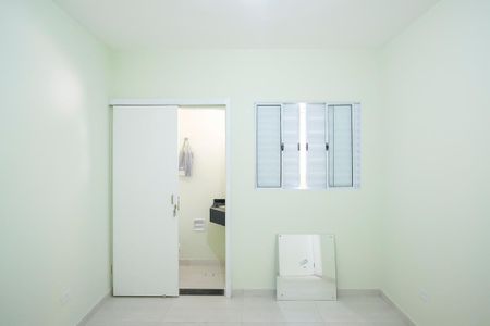 Casa para alugar com 56m², 2 quartos e 1 vagaSuíte