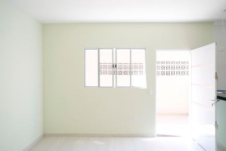 Casa para alugar com 56m², 2 quartos e 1 vagaSala