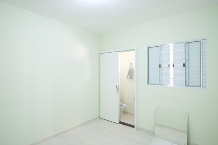 Casa para alugar com 56m², 2 quartos e 1 vagaSuíte