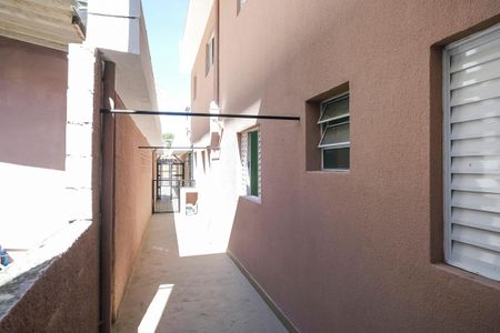 Casa para alugar com 56m², 2 quartos e 1 vagaQuintal