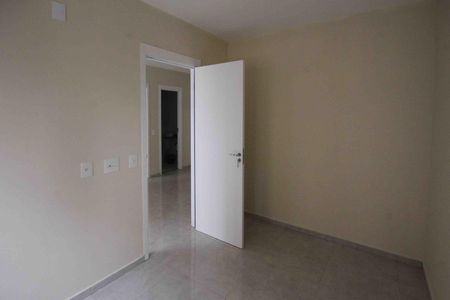 Casa para alugar com 38m², 2 quartos e 1 vaga Casa para alugar com 38m², 2 quartos e 1 vagaQuarto