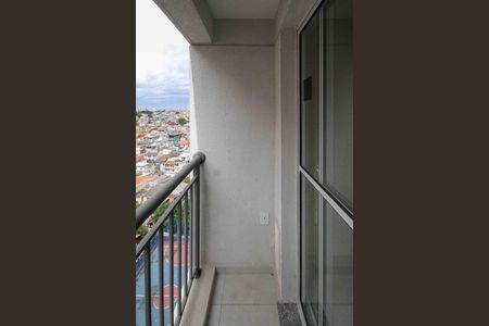 Casa para alugar com 38m², 2 quartos e 1 vaga Casa para alugar com 38m², 2 quartos e 1 vagaVaranda