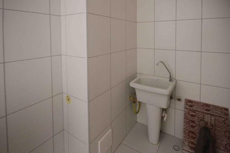Casa para alugar com 38m², 2 quartos e 1 vaga Casa para alugar com 38m², 2 quartos e 1 vagaÁrea de Serviço
