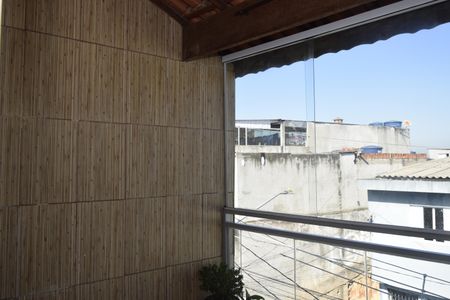 Varanda de casa para alugar com 1 quarto, 50m² em Jardim Guaruja, Embu das Artes