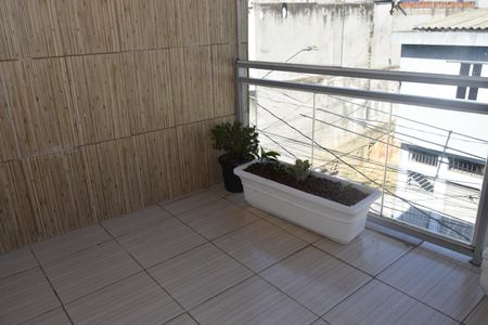 Varanda de casa para alugar com 1 quarto, 50m² em Jardim Guaruja, Embu das Artes
