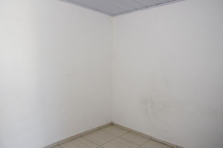 Sala de casa para alugar com 1 quarto, 50m² em Jardim Guaruja, Embu das Artes