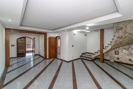 Sala  de casa de condomínio para alugar com 3 quartos, 200m² em Vila Kosmos, Rio de Janeiro
