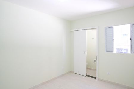 Casa para alugar com 54m², 1 quarto e sem vagaSuíte