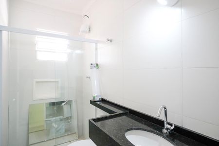 Casa para alugar com 54m², 1 quarto e sem vagaBanheiro