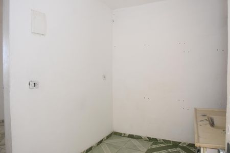 Sala/Cozinha de casa para alugar com 1 quarto, 45m² em Jardim Guaruja, Embu das Artes