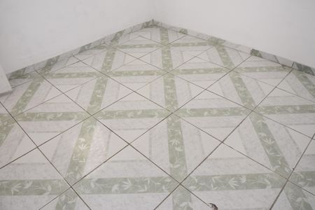 Quarto de casa para alugar com 1 quarto, 45m² em Jardim Guaruja, Embu das Artes