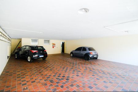 Apartamento à venda com 96m², 2 quartos e 2 vagasGaragem