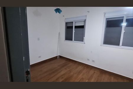 Quarto de casa para alugar com 2 quartos, 59m² em Tijuco Preto, Cotia