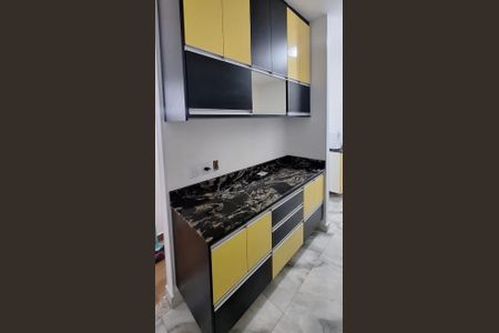 Casa para alugar com 59m², 2 quartos e 2 vagasCozinha
