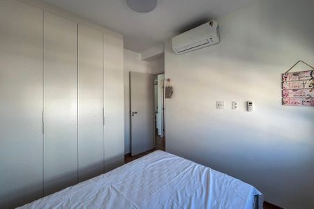 Apartamento à venda com 46m², 2 quartos e 1 vagaQuarto 2