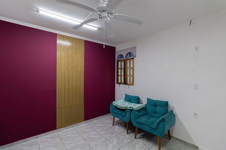Casa à venda com 270m², 4 quartos e 2 vagas Casa à venda com 270m², 4 quartos e 2 vagasQuarto 1