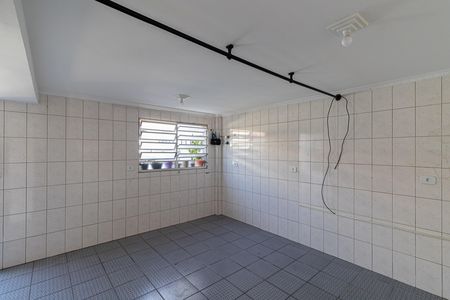 Casa à venda com 270m², 4 quartos e 2 vagas Casa à venda com 270m², 4 quartos e 2 vagasQuarto de Serviço