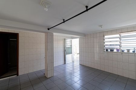 Casa à venda com 270m², 4 quartos e 2 vagas Casa à venda com 270m², 4 quartos e 2 vagasQuarto de Serviço