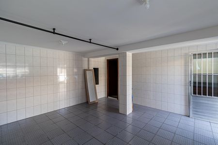 Casa à venda com 270m², 4 quartos e 2 vagas Casa à venda com 270m², 4 quartos e 2 vagasQuarto de Serviço